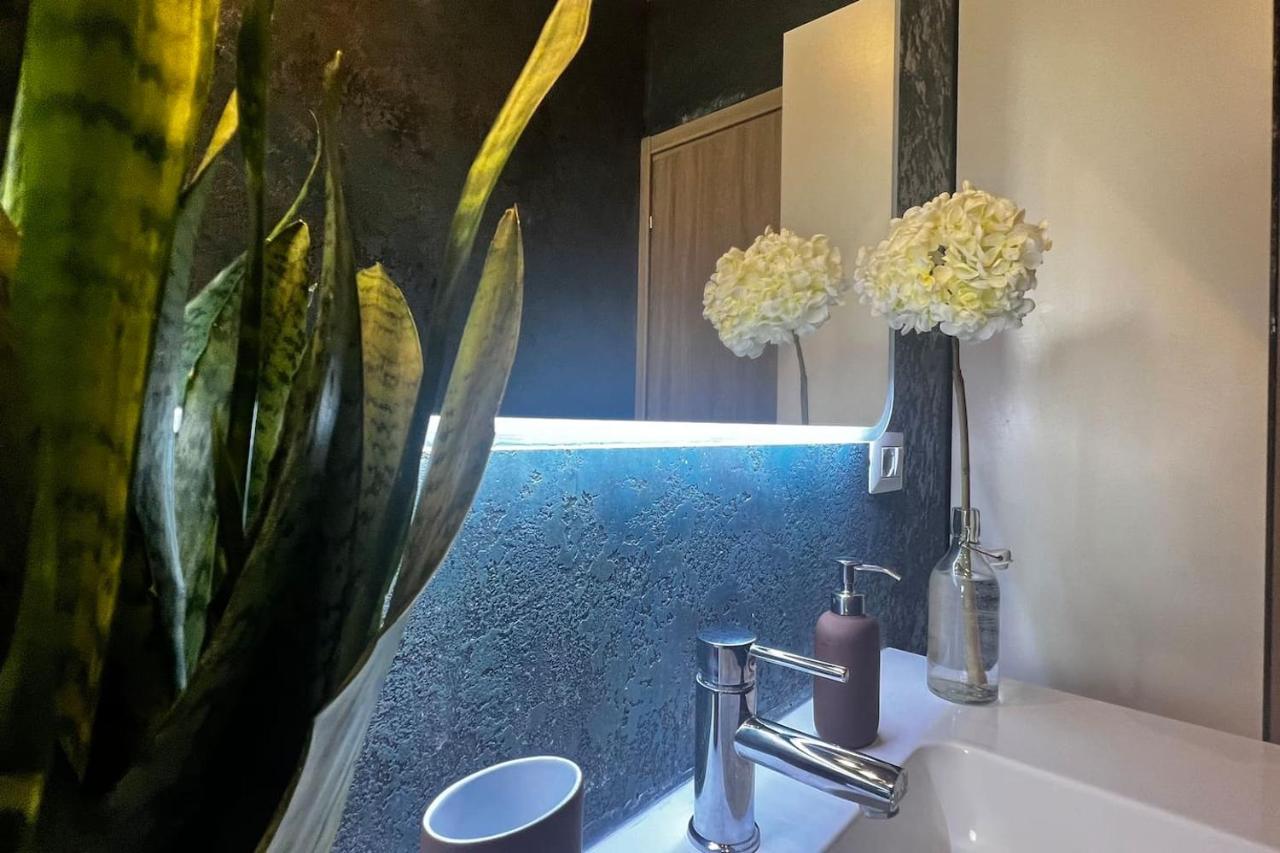 Apartament Prestigioso Trilocale Sui Navigli Con A/C & Wi-Fi Mediolan Zewnętrze zdjęcie