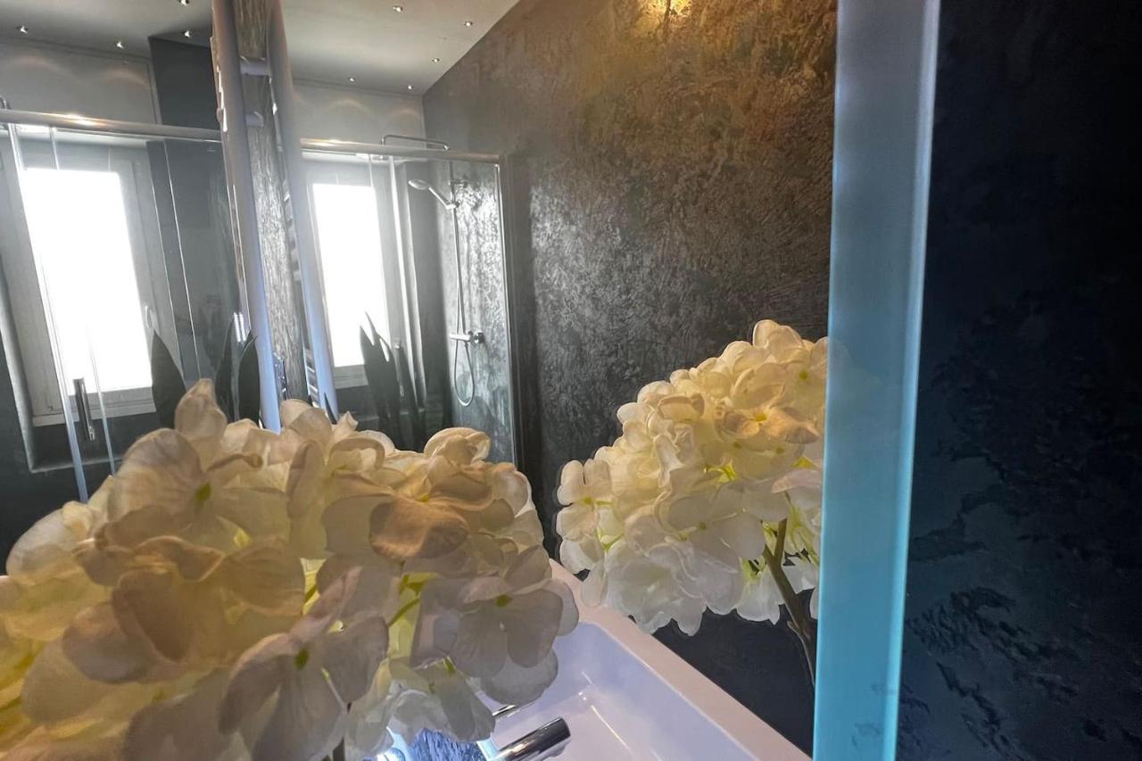 Apartament Prestigioso Trilocale Sui Navigli Con A/C & Wi-Fi Mediolan Zewnętrze zdjęcie
