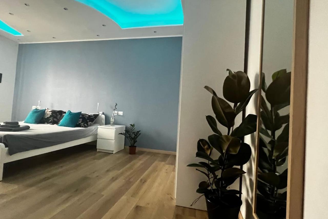 Apartament Prestigioso Trilocale Sui Navigli Con A/C & Wi-Fi Mediolan Zewnętrze zdjęcie